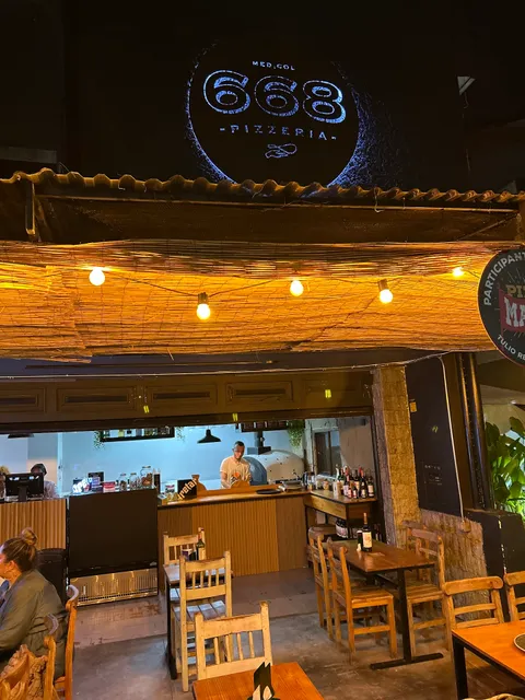 Pizzeria 668