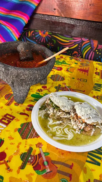 Las originales gorditas de Liceo 203