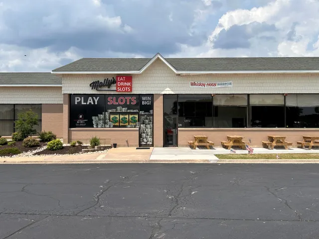 Molly's Deli & Gaming