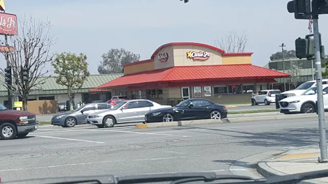 Carl's Jr.