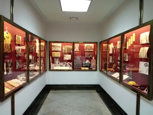 موزه کودکی ایرانک