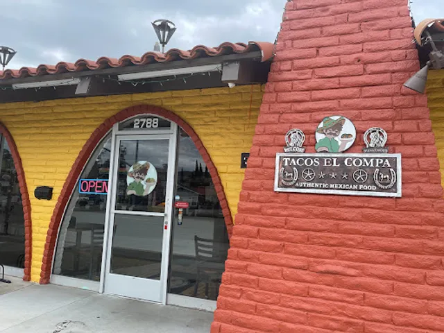 Tacos El Compa