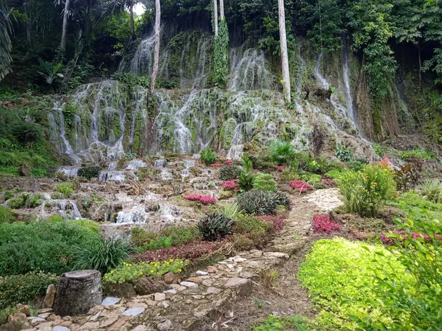 Air Terjun Kali Dingin