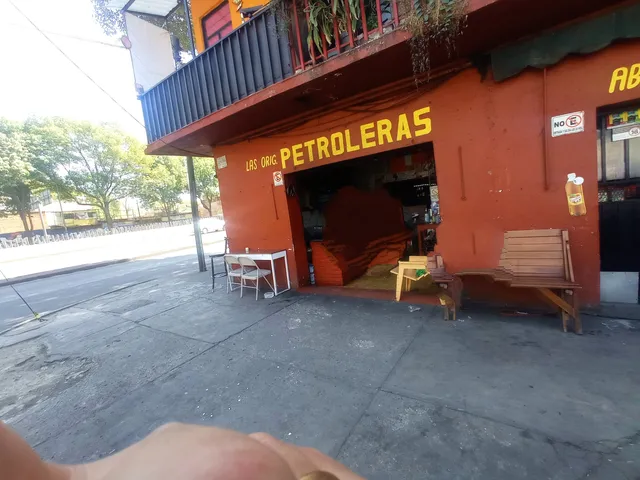 LAS ORIGINALES PETROLERAS