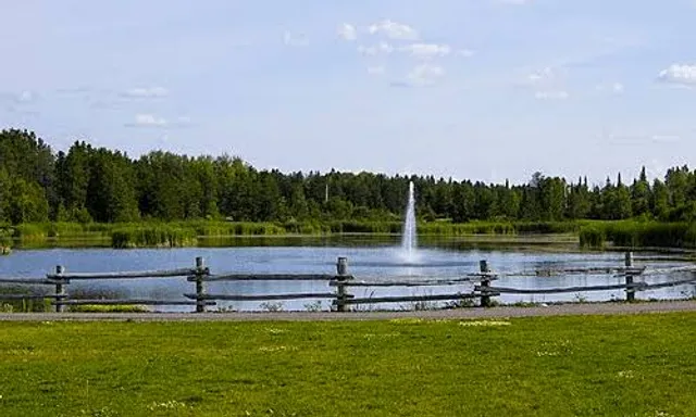 Kinross Pond