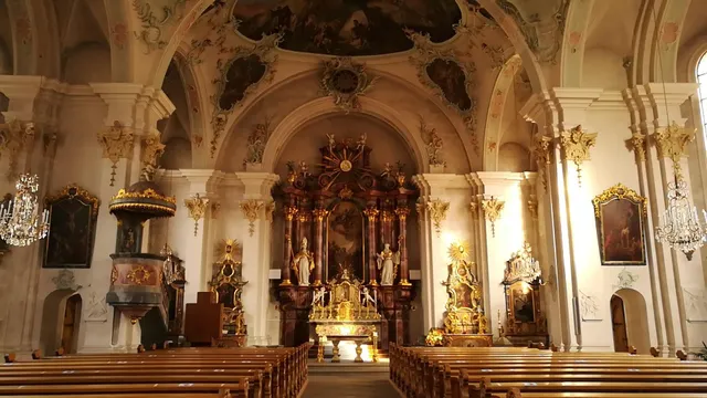Katholische Kirche Maria Himmelfahrt