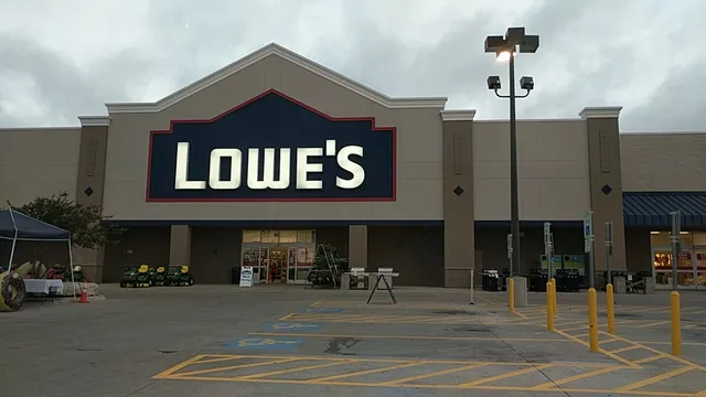 Gateway Shopping Center at Leander