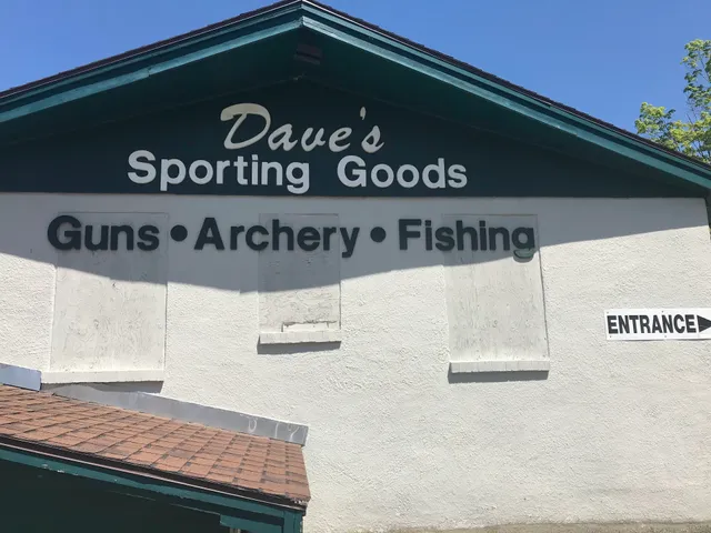 Dave's Sporting Goods