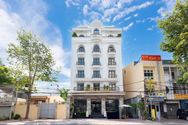 Stella Hotel & Apartment