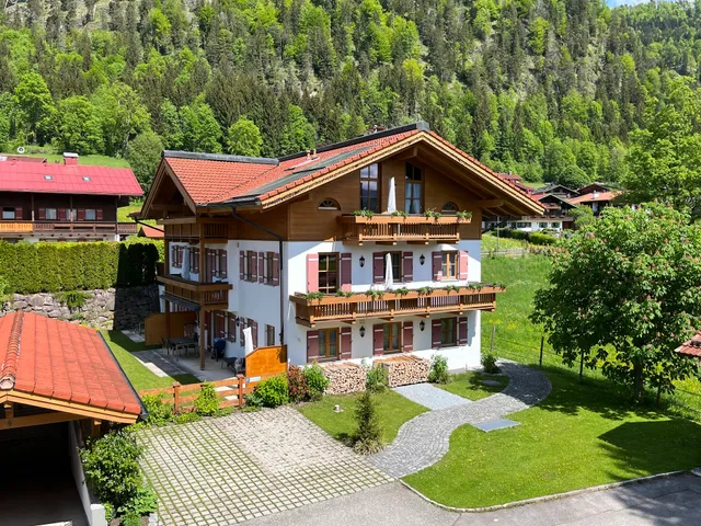 Ferienwohnungen Beim Hausbacher