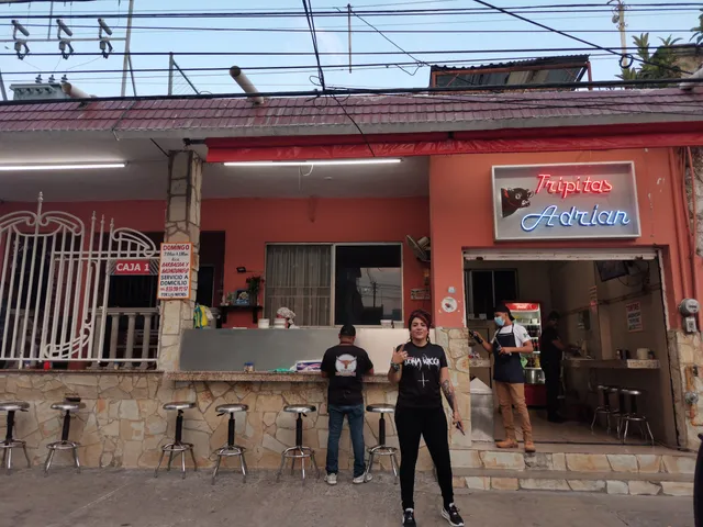Tripitas Adrián