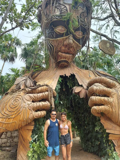 Tulum Wooden Sculpture - Daniel Popper