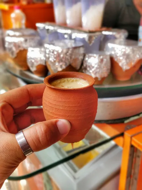 Old Famous Ravdi Lassi Wala