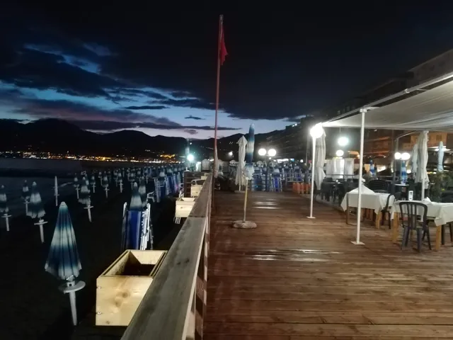 Restaurant Pizzeria Luci Colombo