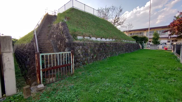 Maebashi-tenjinnyama-kofun