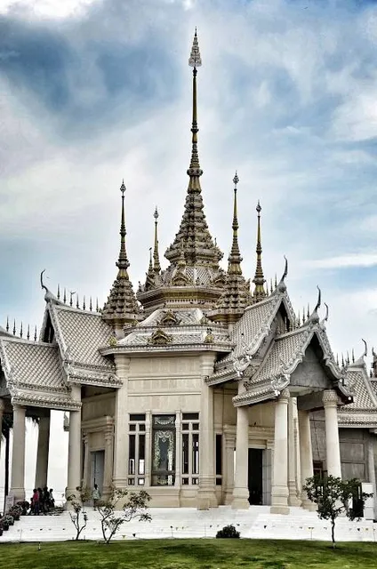 Vibhavadi Rangsit Forest Park