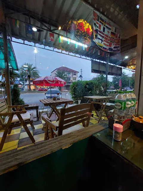 Earl Thai Restaurant