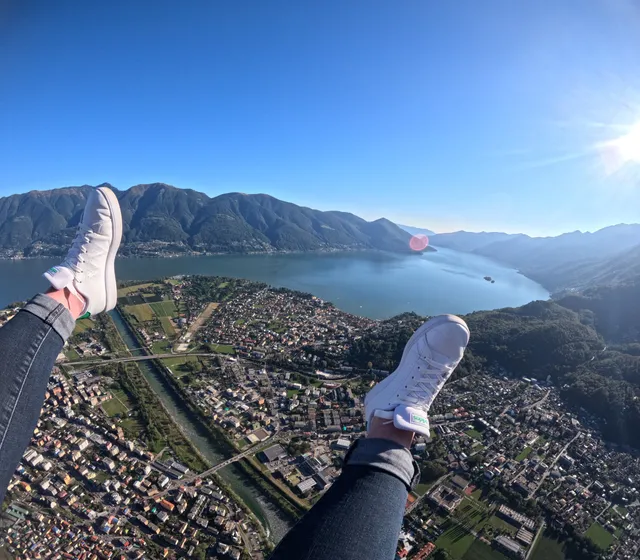 Mountaingliders - Paragliding Flights with Professional Pilots