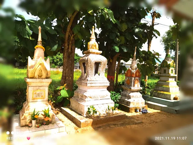 Wat Inthrawas (Wat Tha Miram)