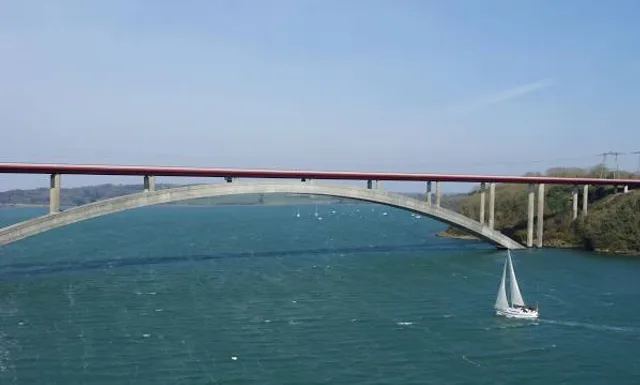 Chateaubriand Bridge