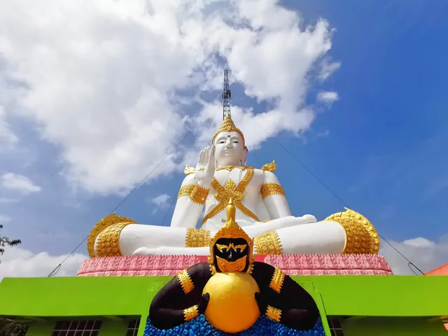 Wat Sawang Chat Pracha Bamrung