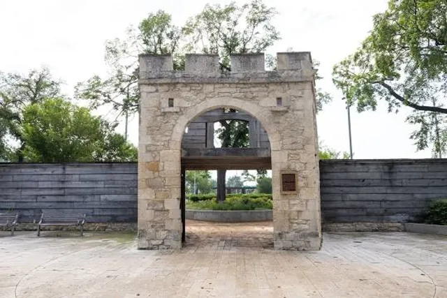 photo-1