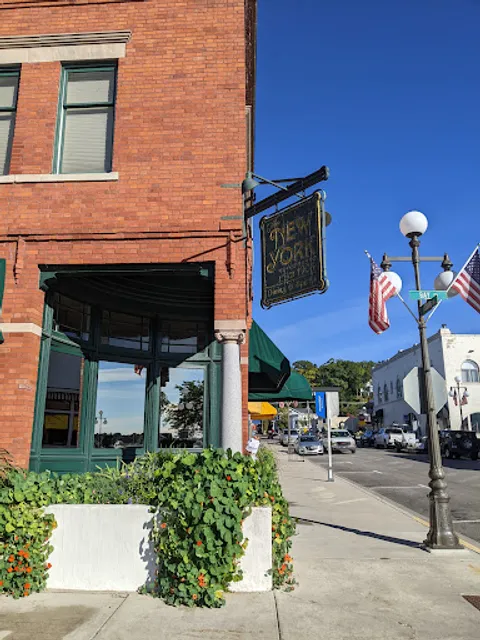 The New York Restaurant