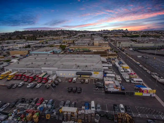 Kurtz Street Antique Mall - Consignment Classics