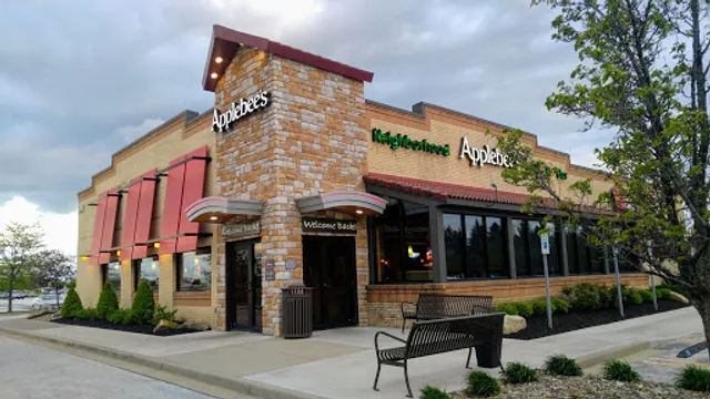 Applebee's Grill + Bar