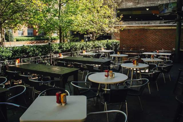 Cypress Street Pint & Plate