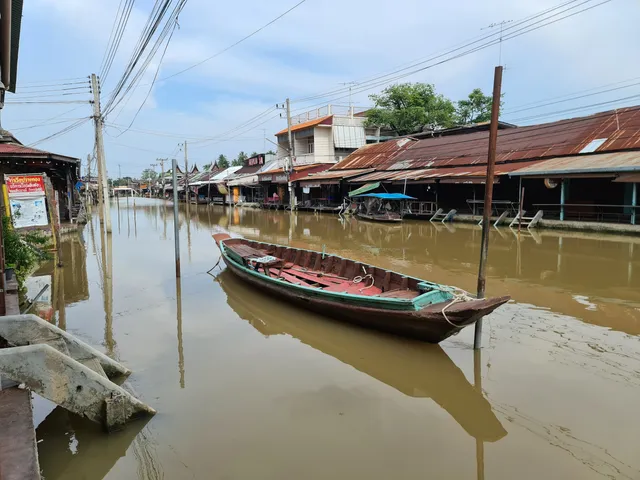 Amphawa Chai Pattananurak Project
