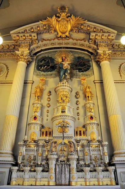 Notre-Dame-des-Victoires Catholic Church