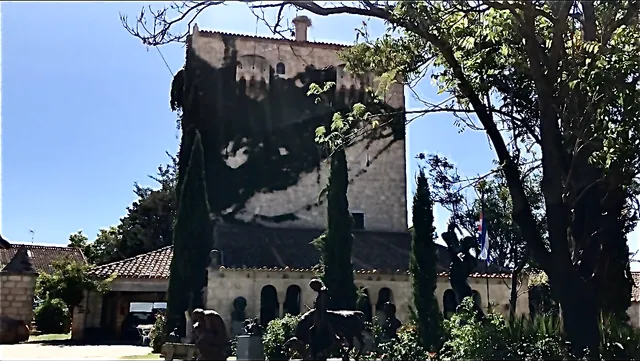 Castillo De Sanguino