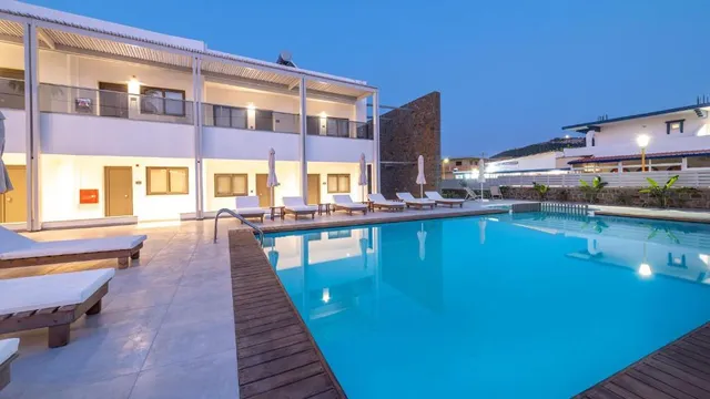 Kelly’s luxury apartment