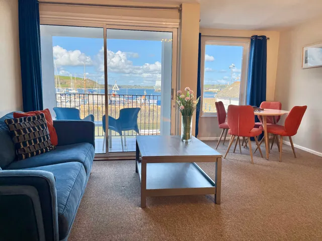 Harbour's Reach, Falmouth