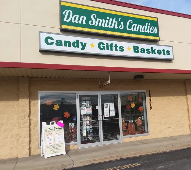 Dan Smith Candy Company & Gifts