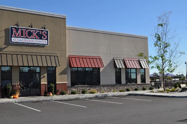 Mick's All American Pub