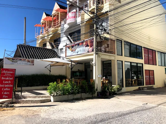 ANDREANNA'S: Bakery - Bistro - Deli