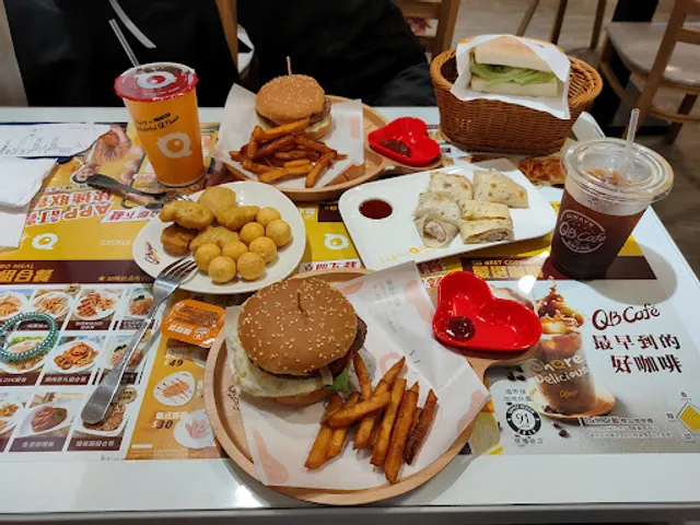 Q Burger 南崁忠孝西店(直營)