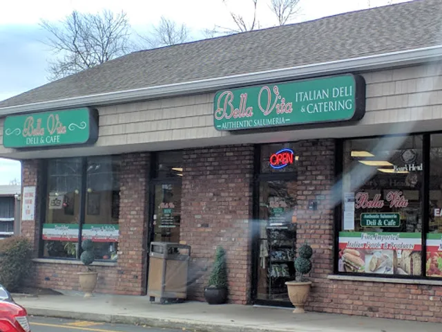 Bella Vita Deli & Catering