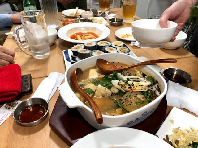 Korean Cuisine SAIstyle 〈 Koreans Kyuijinu Sy Style 〉sosaku Korean Restaurant