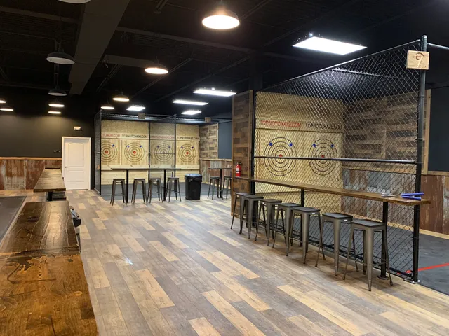 Top Notch Axe Throwing St. Charles / Cottleville