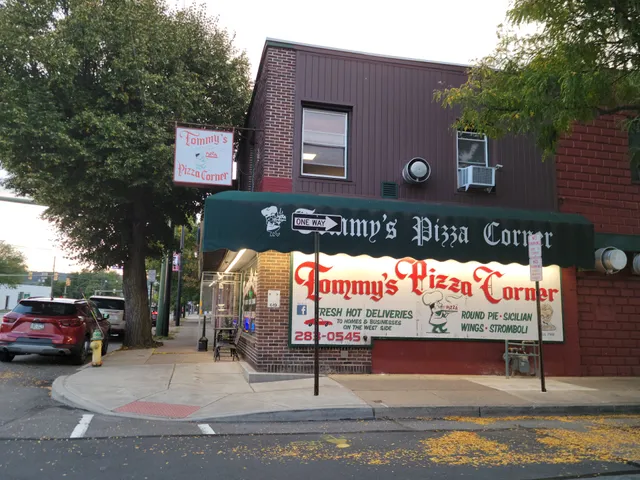 Tommy's Pizza Corner