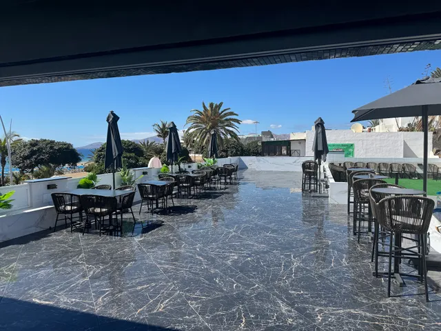 TARANA BAR & INDIAN RESTAURANT