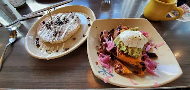 Snooze, an A.M. Eatery