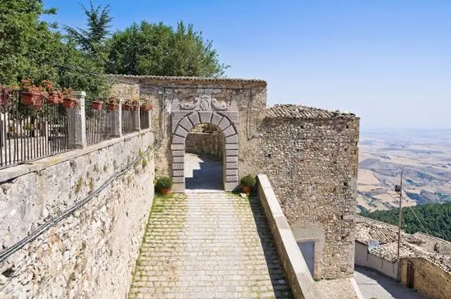 Castello Imperiale di Sant'Agata di Puglia