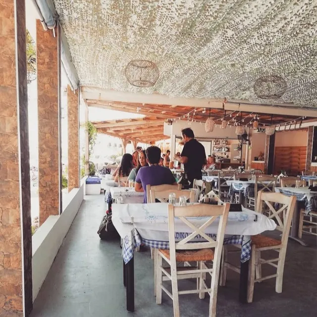 Ladiko Restaurant Beach Bar