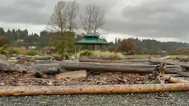 Island View Beach Parking Lot