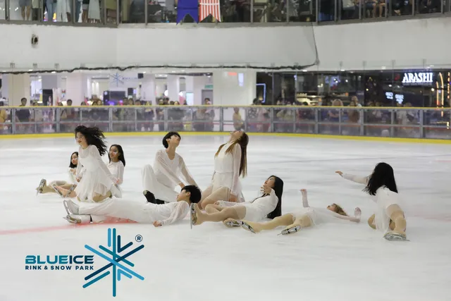 Blue Ice Skating Rink @ Paradigm Mall Johor Bahru