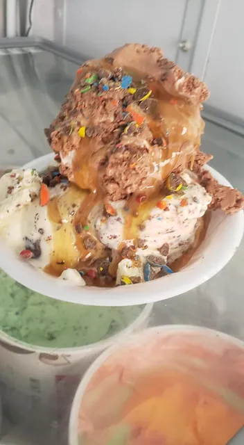 Nashville Ice Cream Truck Rentals - Mean Green Ice Cream Machine